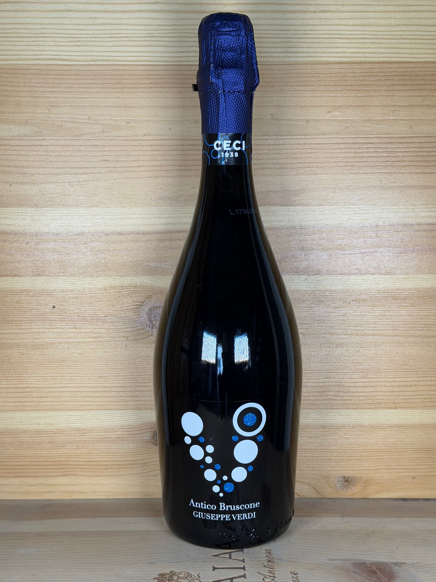 Ceci Bruscone Giuseppe Verdi Lambrusco Emilia Frizzante Rosso IGT