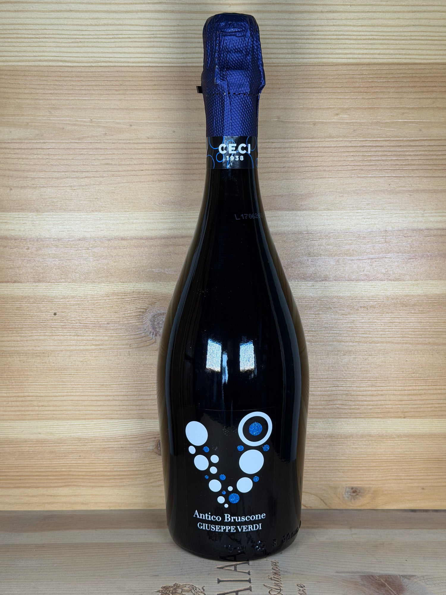 Ceci Bruscone Giuseppe Verdi Lambrusco Emilia Frizzante Rosso IGT